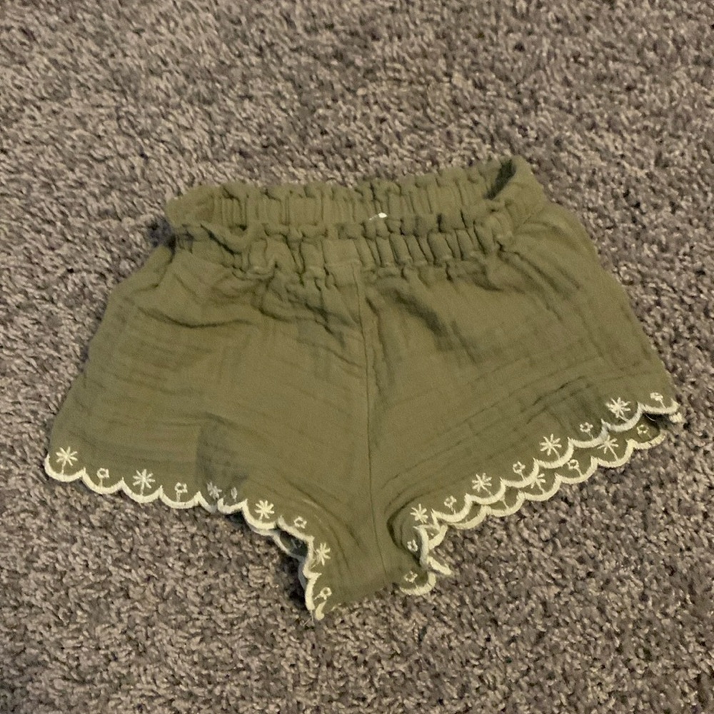Old Navy Green Baby Shorts Size 3-6 M EUC